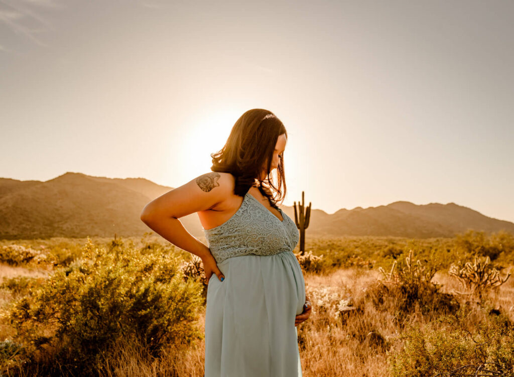 mom-to-be searching for midwives in Arizona