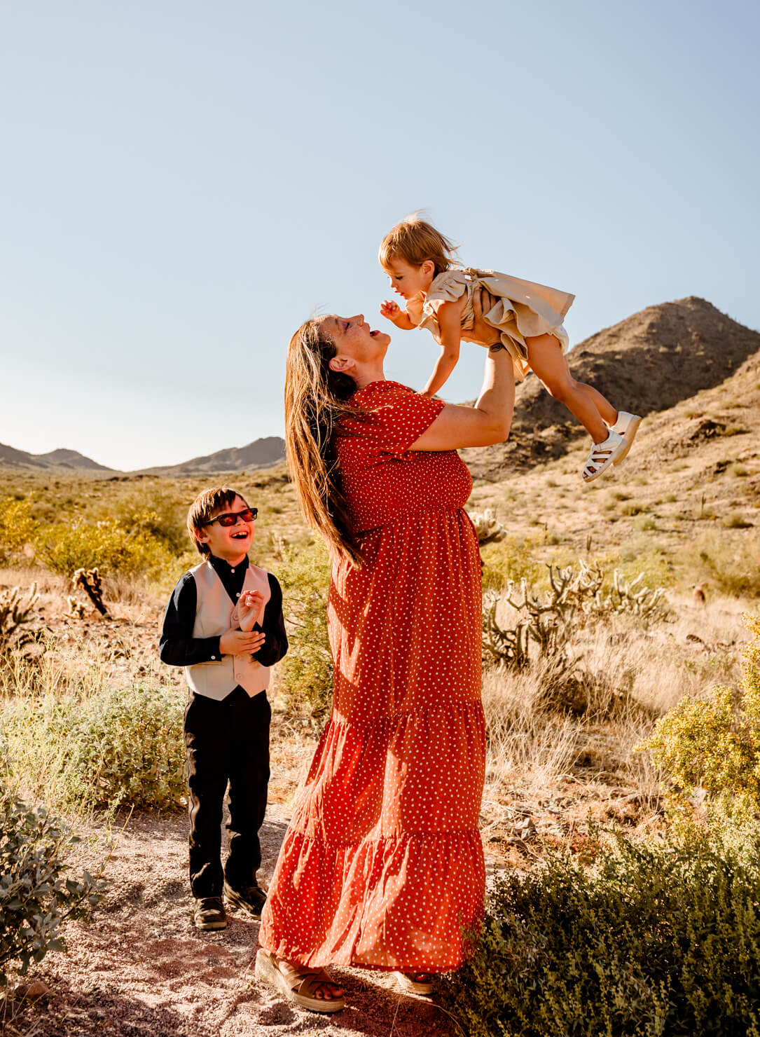 mom of young kids looking around Phoenix for family hand castings