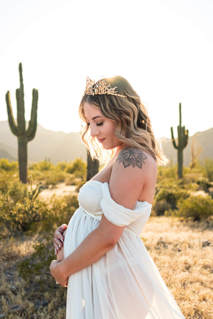 Phoenix AZ mom to be wanting belly cast by maternity keepsake, 